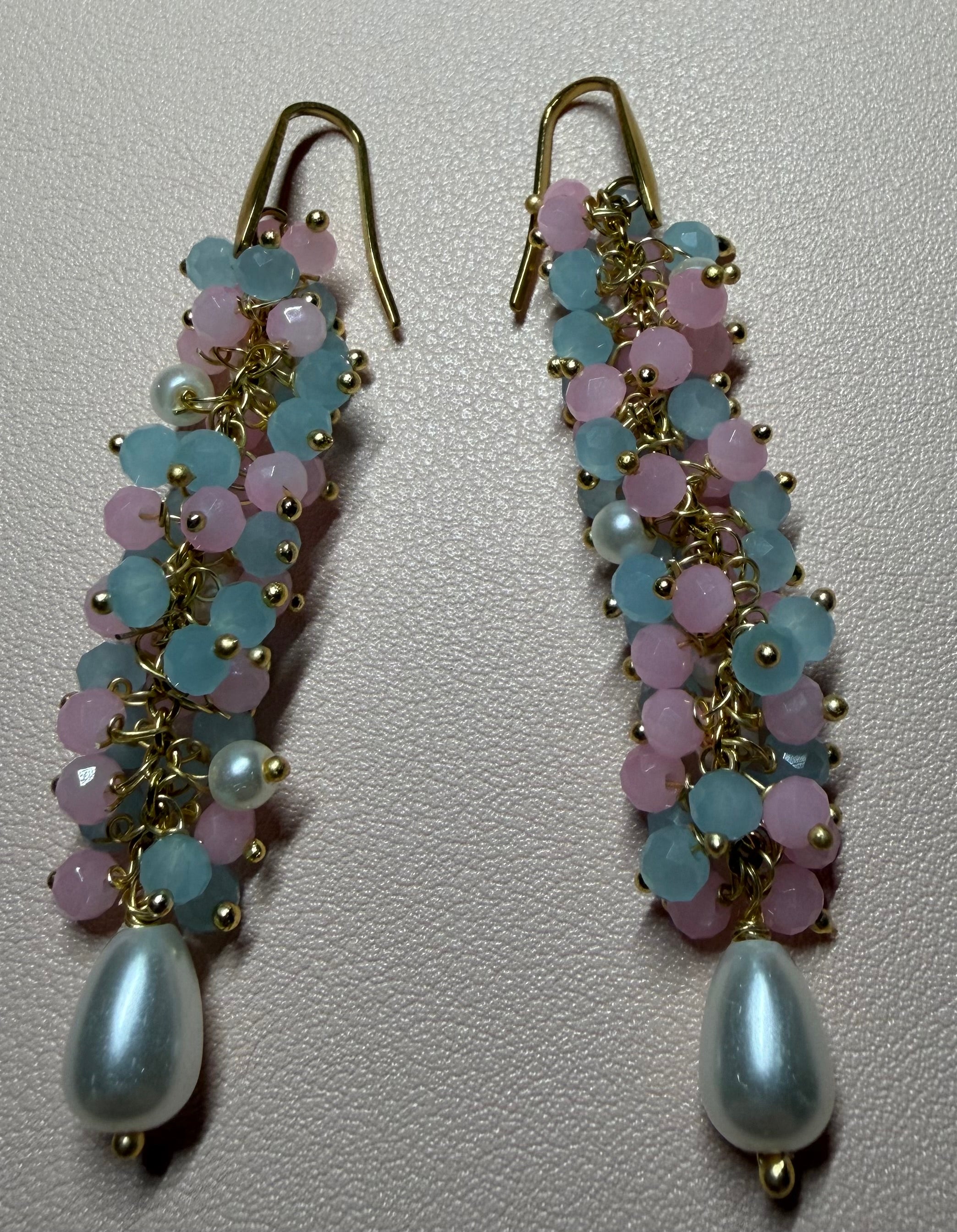 Orecchini Pendenti Donna in Cristalli Celesti, Rosa e Perle di Fiume | Handmade Italia