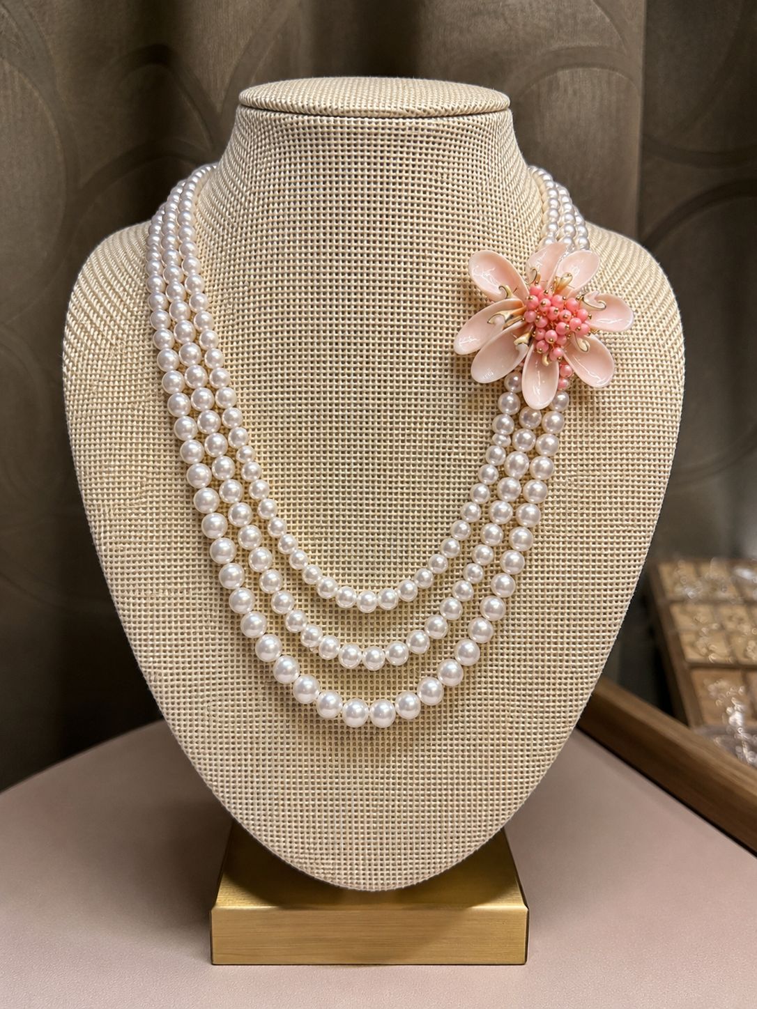 Collane Collana lunga in perle e fiore in conchiglie | Handmade Italia - Handmade Made in Italy