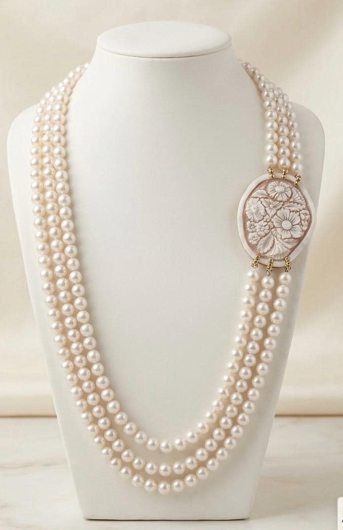 Collane Collana multifilo in perle e cameo floreale | Handmade Italia - Handmade Made in Italy